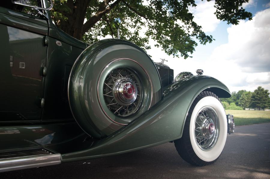  Packard Twelve Convertible Coupe 1933 года  (фото 8 из 57)
